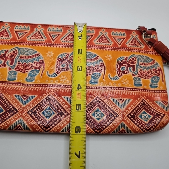 NWT Boho Leather Elephant Clutch Wristlet Large - Picture 6 of 7